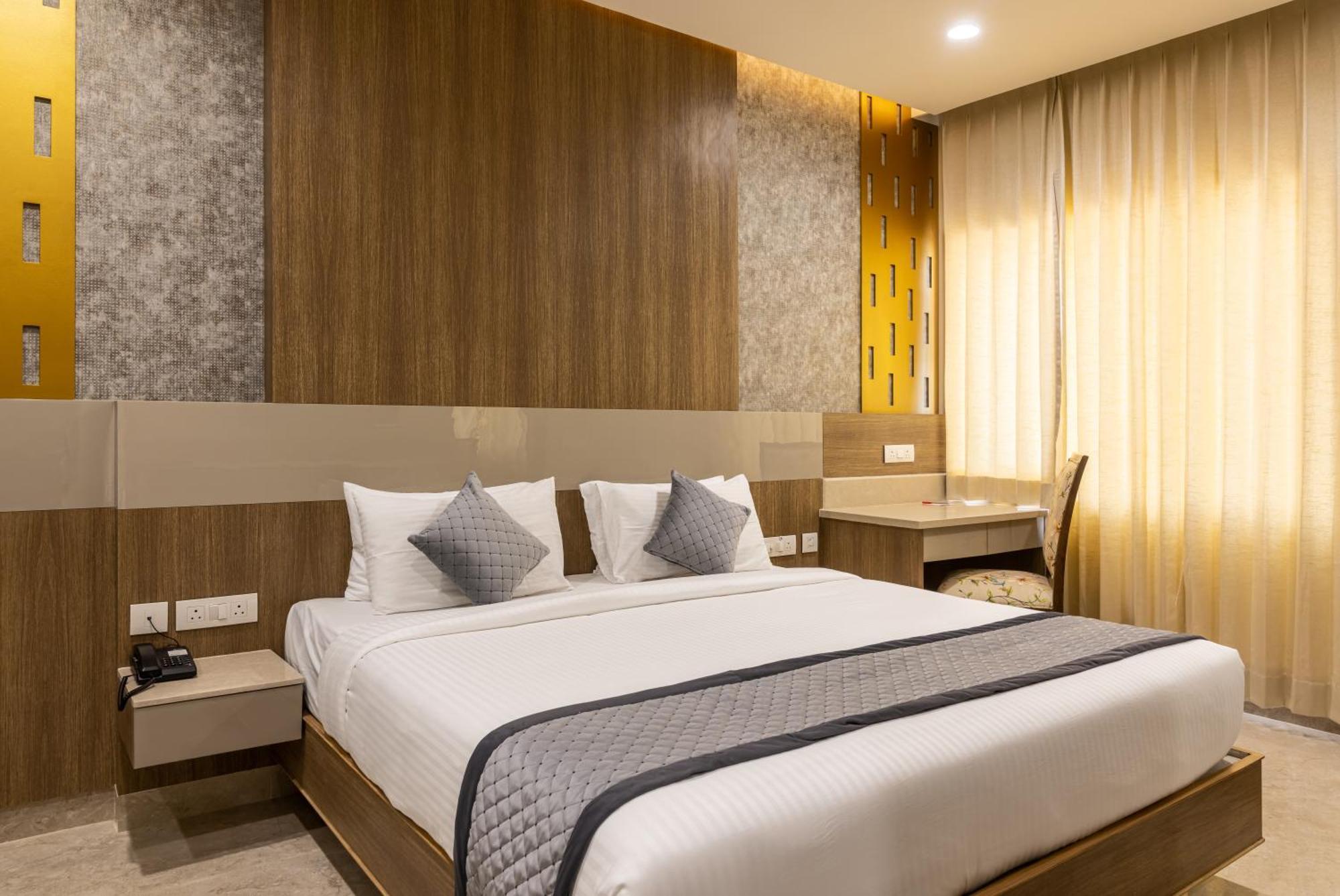 Rathna Residency Hotel เอโรด ภายนอก รูปภาพ